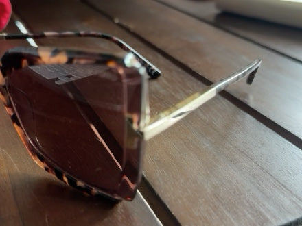 Tom Ford sunglasses, OS tortoise