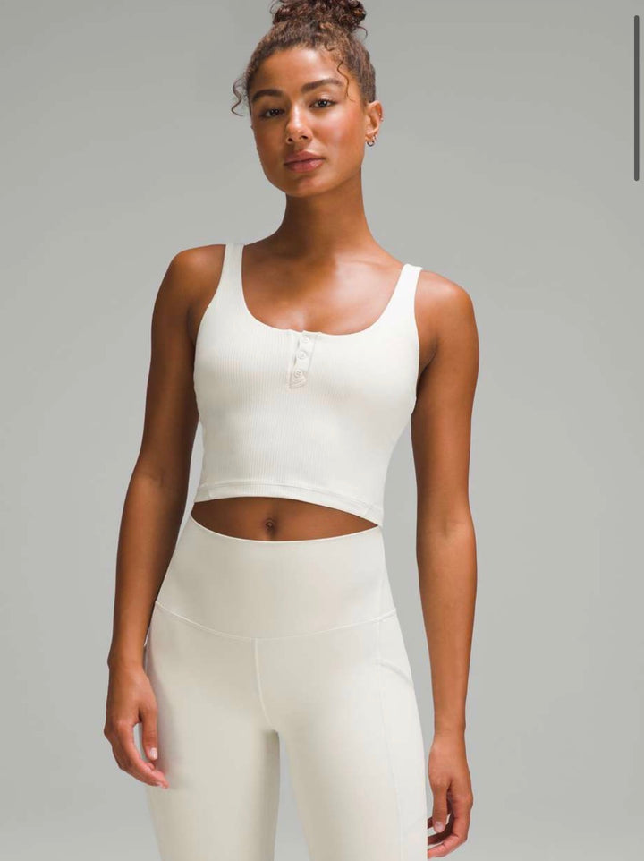 lululemon tank, 6 off white