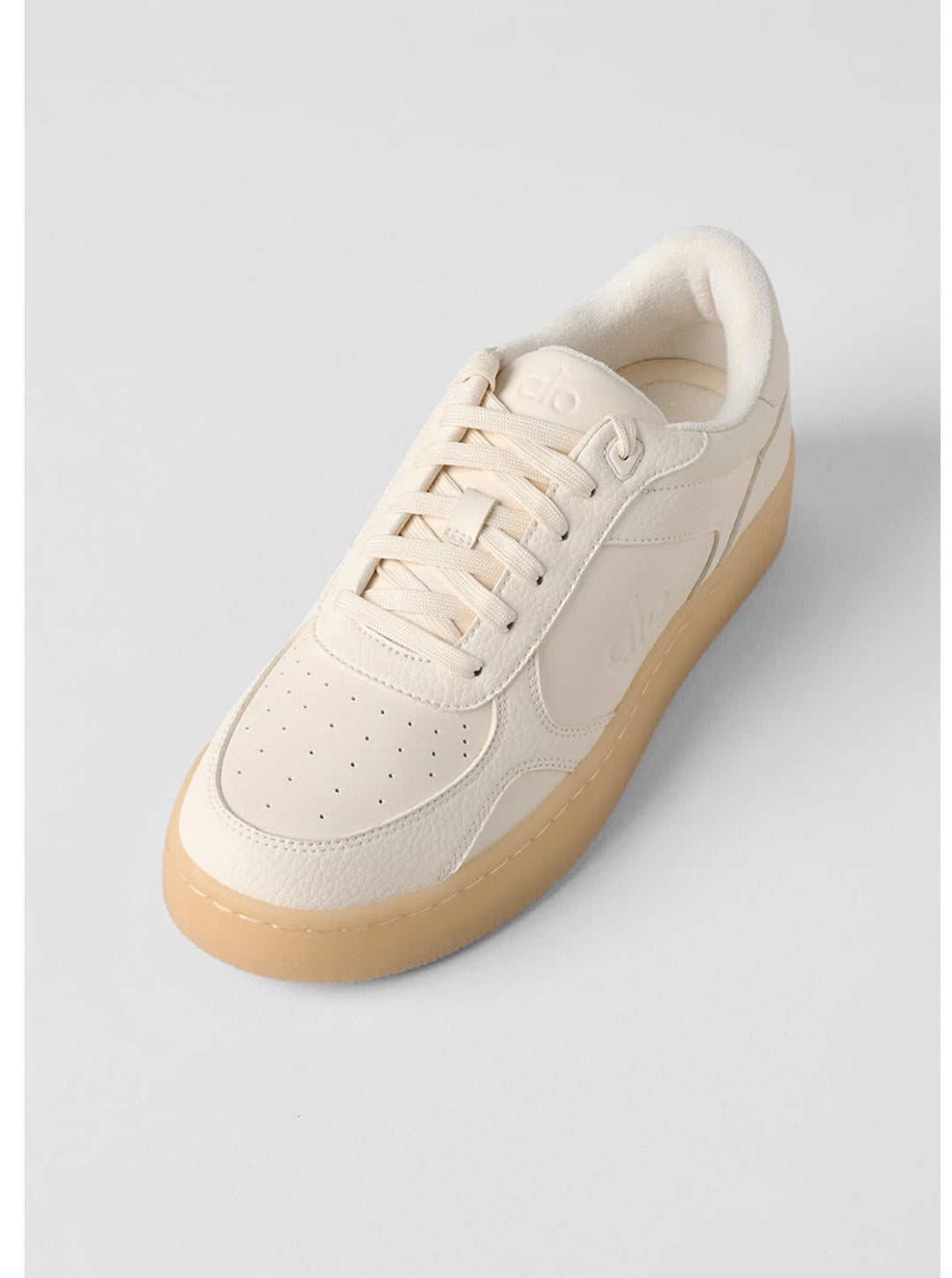 Alo sneakers, 6.5 Clay