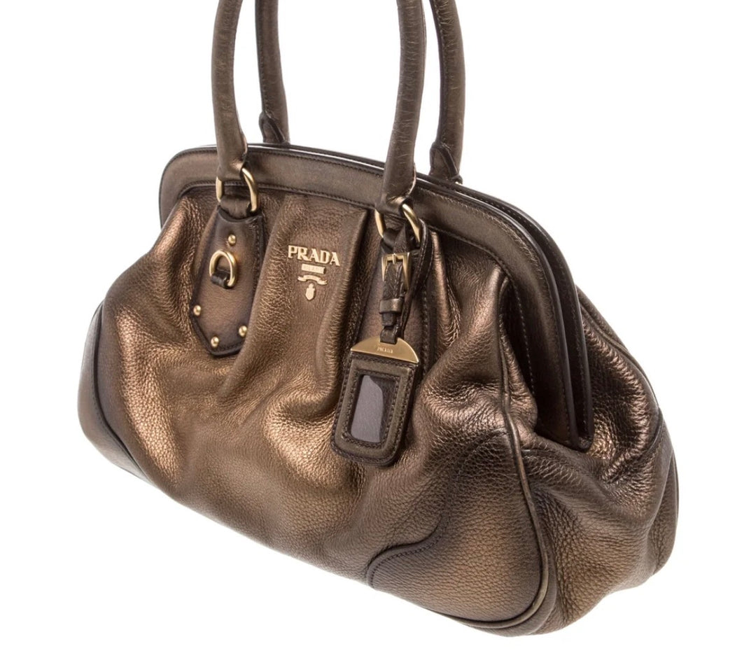Prada purse, OS gold