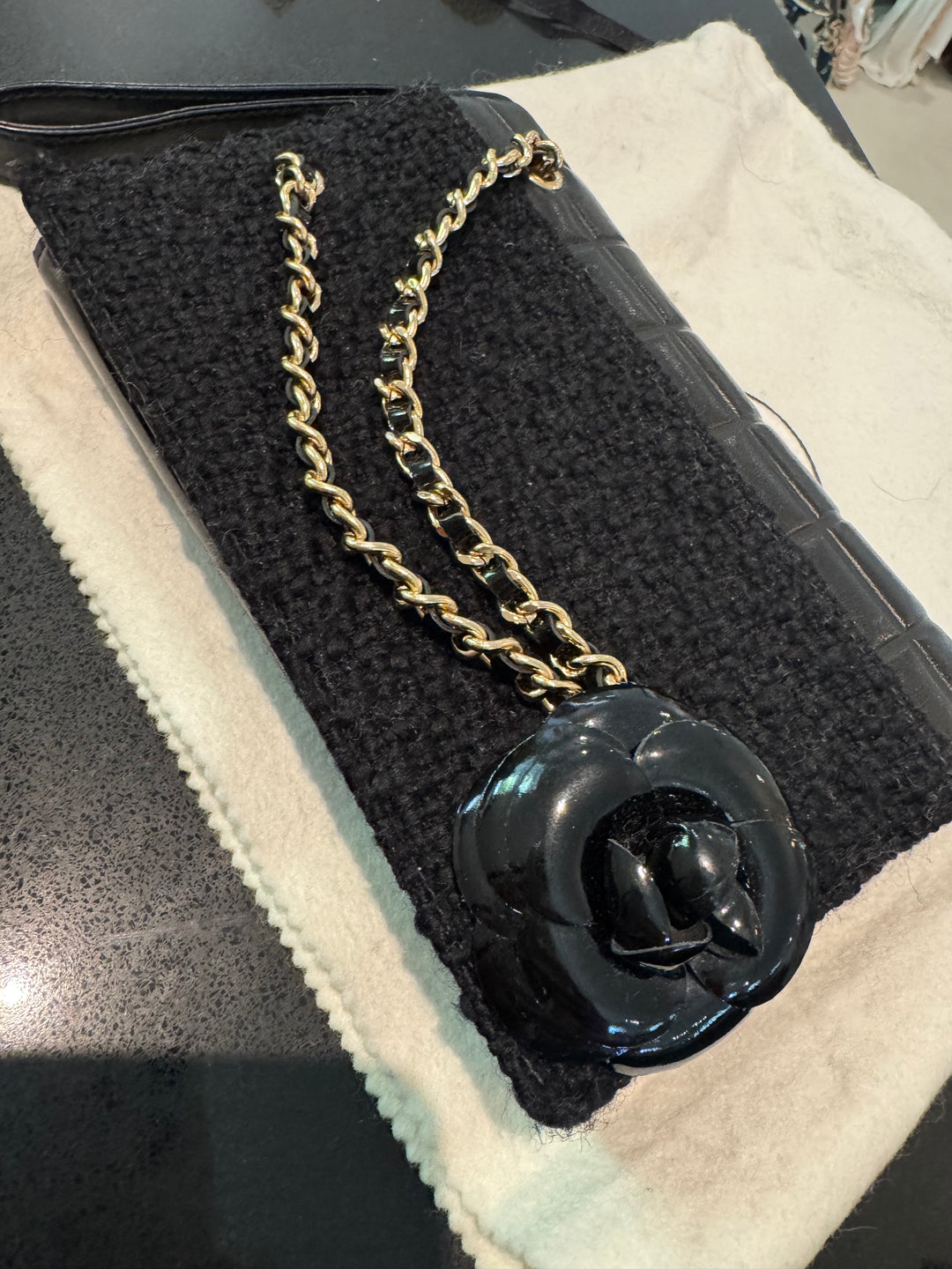 Chanel purse, os black