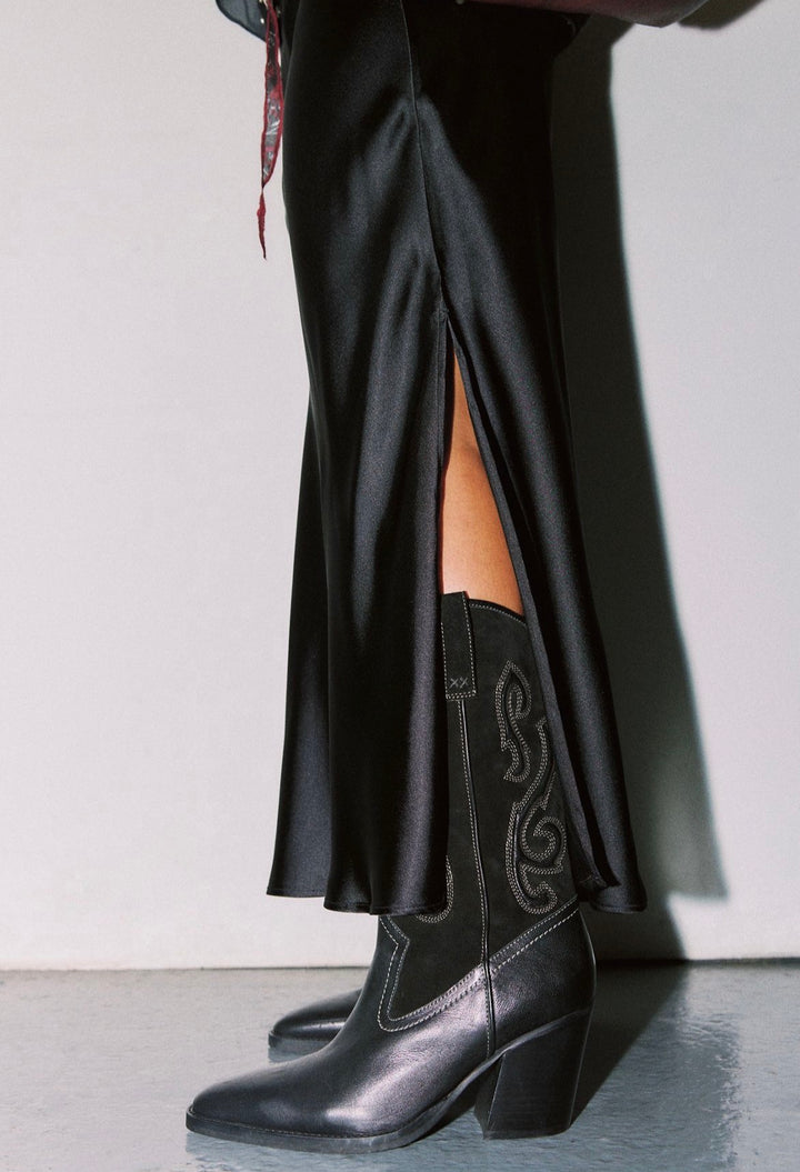 Free People boots, 9 black